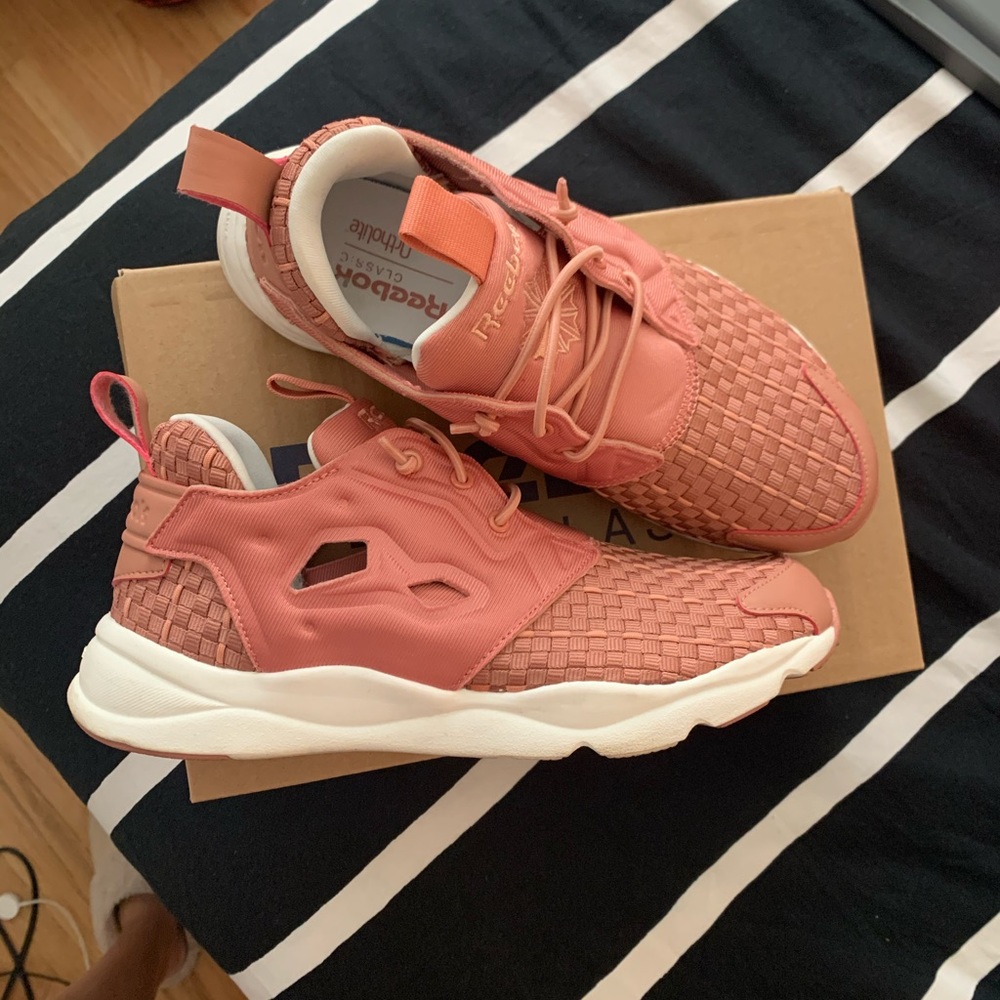 New Reebok Women’s shoes!